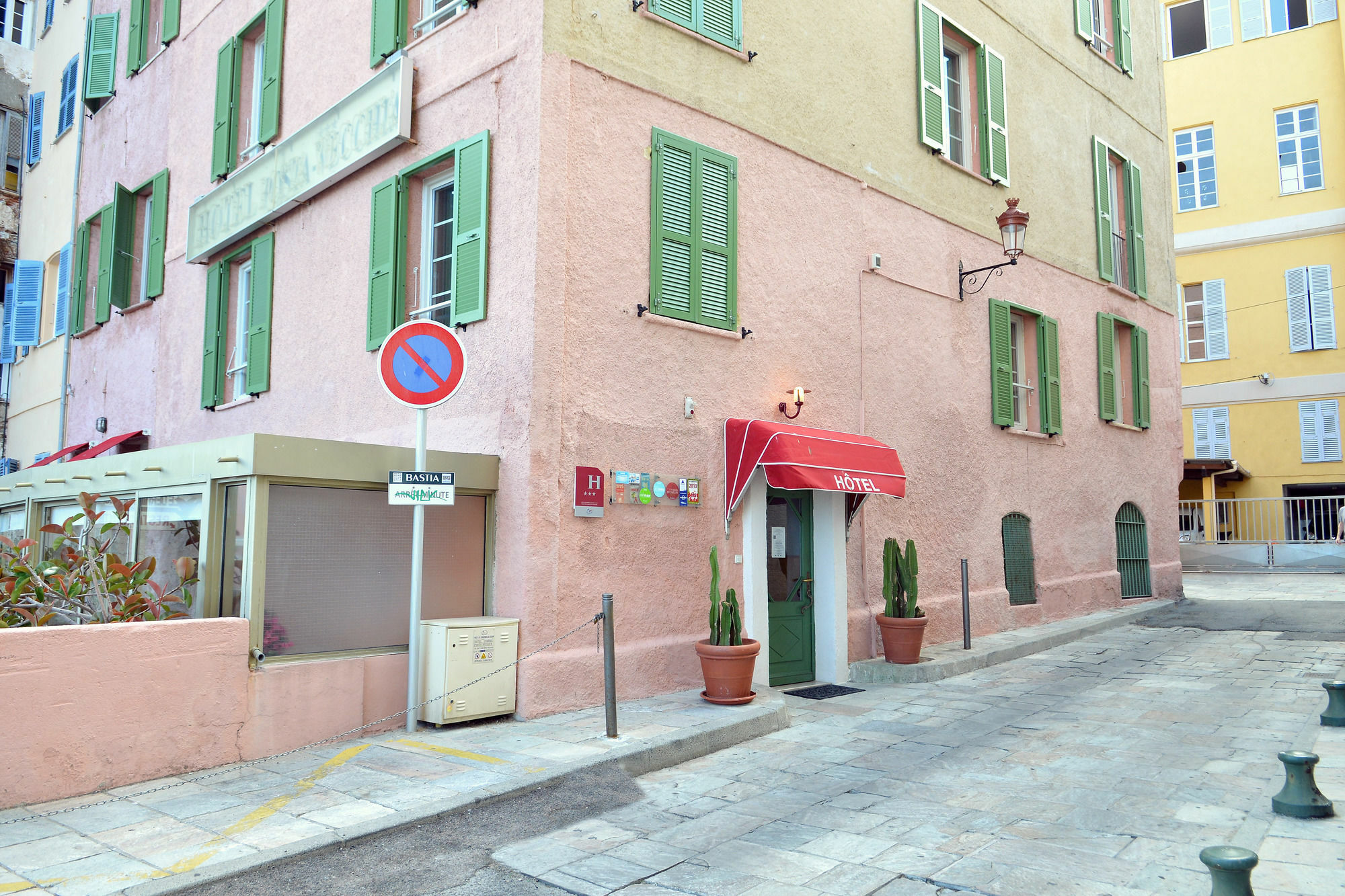 Hotel Posta Vecchia 3*